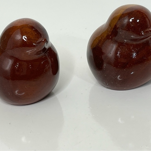 Genuine Barbados Mahogany Carved Bird Figurines Set of 2 - Picture 1 of 10